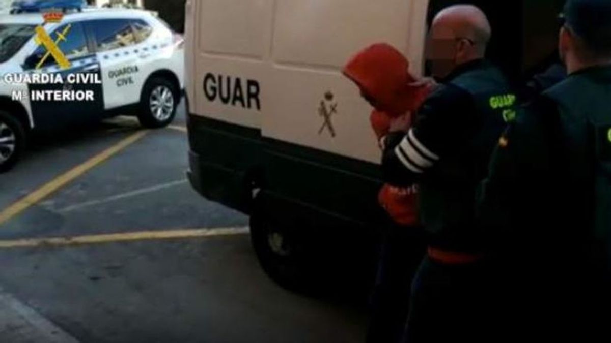 Un miembro de la Manada de Callosa viola a otro preso en la cárcel de Villena