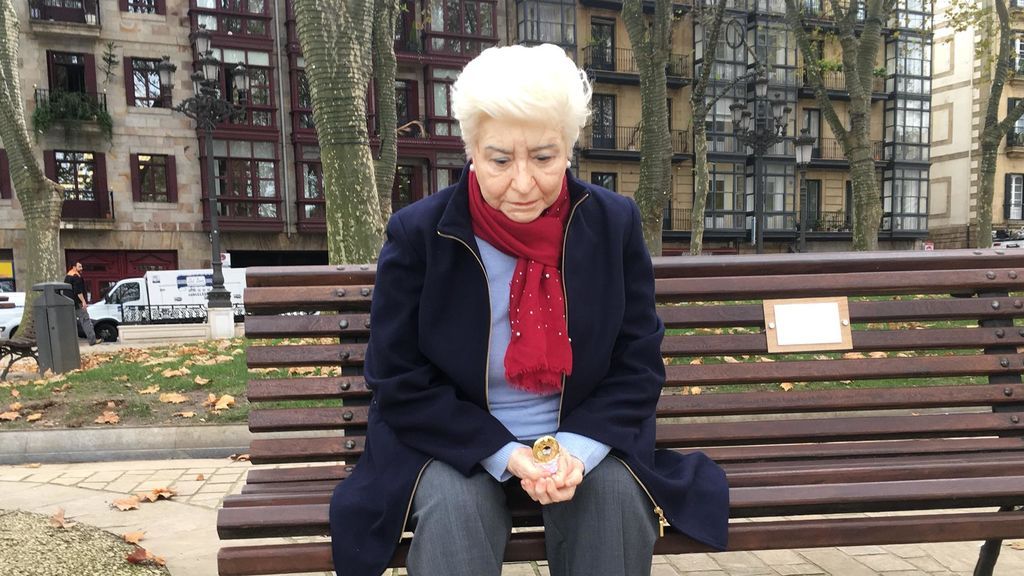 señora escultura