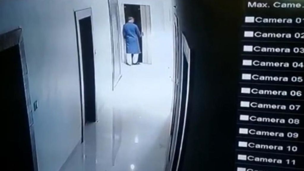 Mueren al caer por el hueco del ascensor desde un tercer piso Mueren al caer por el hueco del ascensor desde un tercer piso