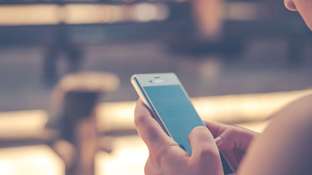 Recomiendan borrar el teléfono contra el acoso escolar porque deja huella en el móvil Recomiendan borrar el teléfono contra el acoso escolar porque deja huella en el móvil