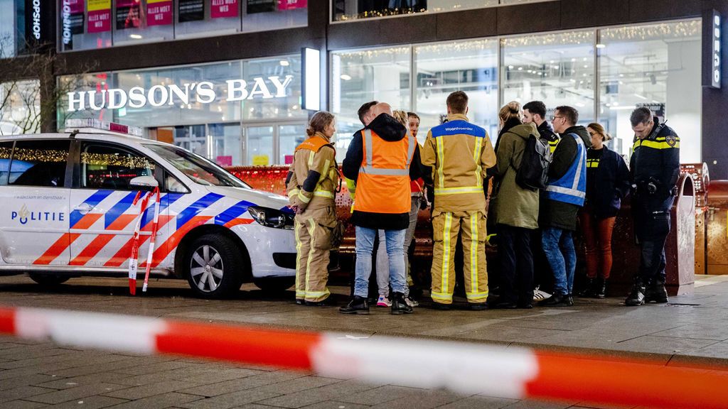 Tres personas heridas tras ser apuñaladas en una calle comercial en La Haya