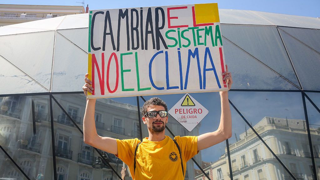 Los españoles ponen la lucha contra la pobreza por delante de la crisis climática Los españoles ponen la lucha contra la pobreza por delante de la crisis climática