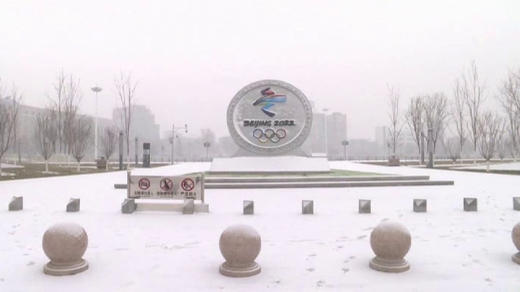 Pekín celebra la primera nevada de la temporada
