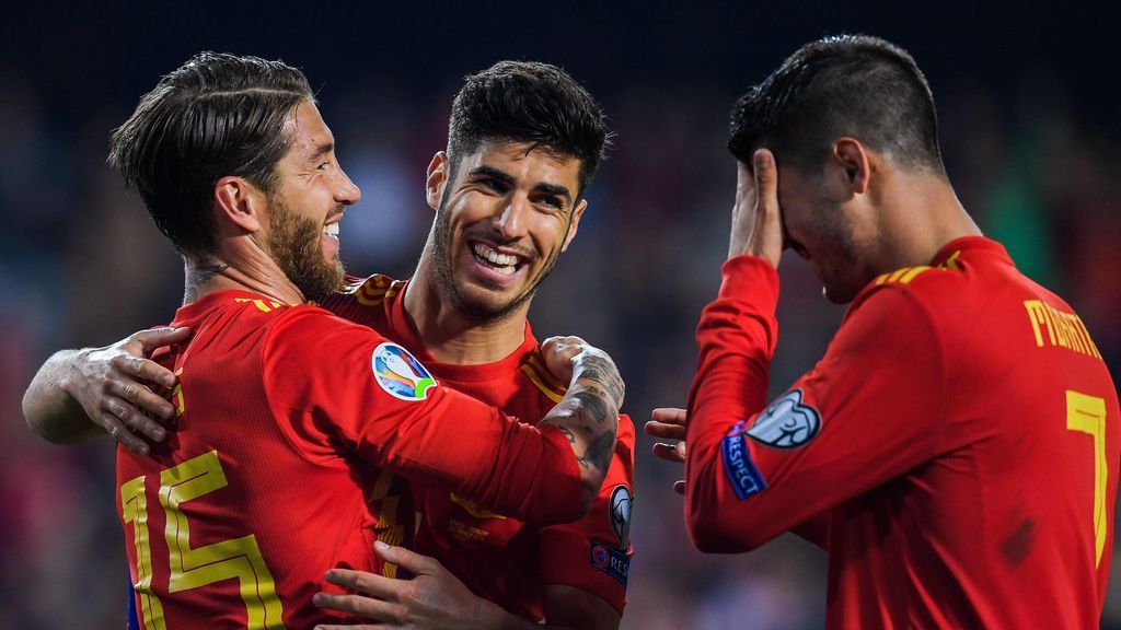 España, al GRUPO E con Polonia, Suecia y una selección que saldrá de la repesca España, al GRUPO E con Polonia, Suecia y una selección que saldrá de la repesca