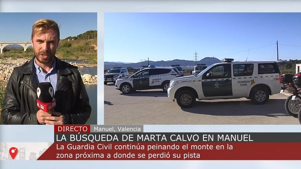 La Guardia Civil registra sin éxito la vivienda del hombre fugado que quedó con Marta Calvo