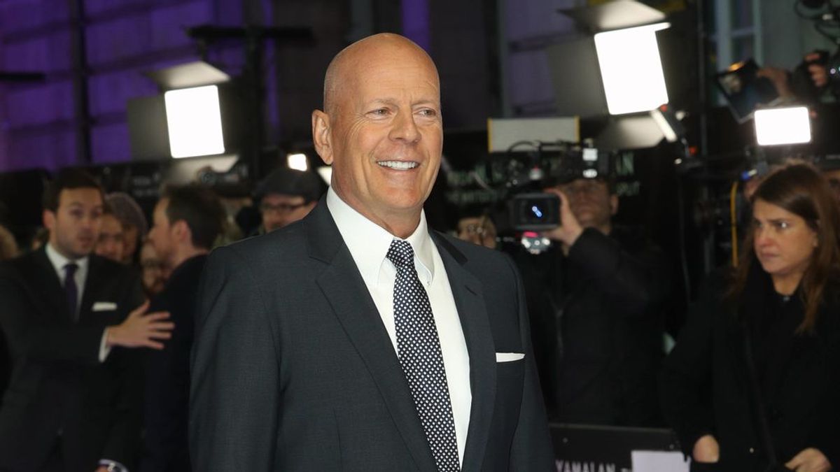 Bruce Willis o cómo convertirse en el tipo duro y sexy  que (casi) todos los hombres querrían ser
