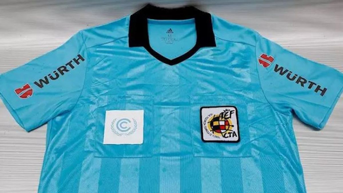 Los árbitros lucirán el símbolo de la lucha contra el cambio climático en el Atlético-Barça Los árbitros lucirán el símbolo de la lucha contra el cambio climático en el Atlético-Barça