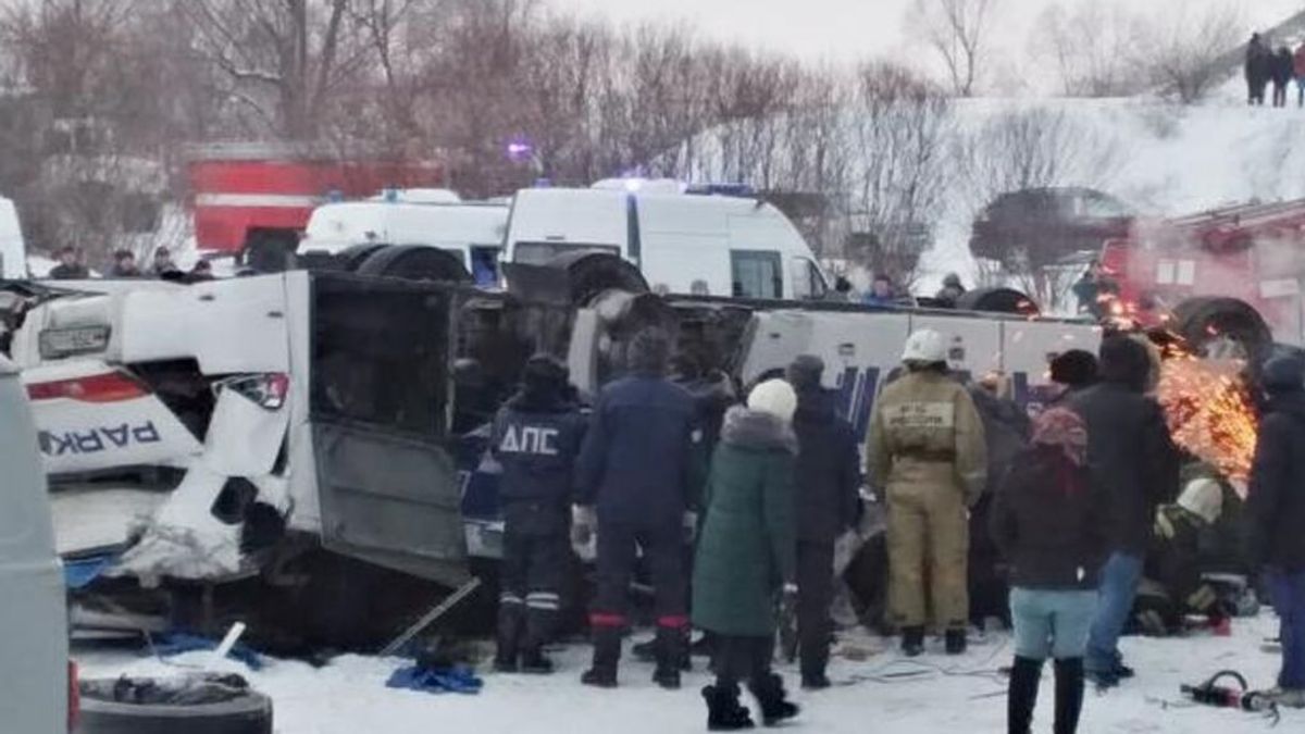 Un autobús cae a un río en Siberia: 19 muertos y 21 heridos