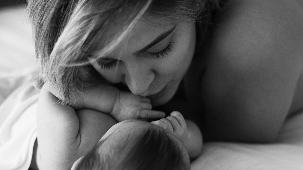 Laura Escanes viste a su hija de ‘it baby’ y Risto Mejide reacciona: “Otra influencer en la familia”