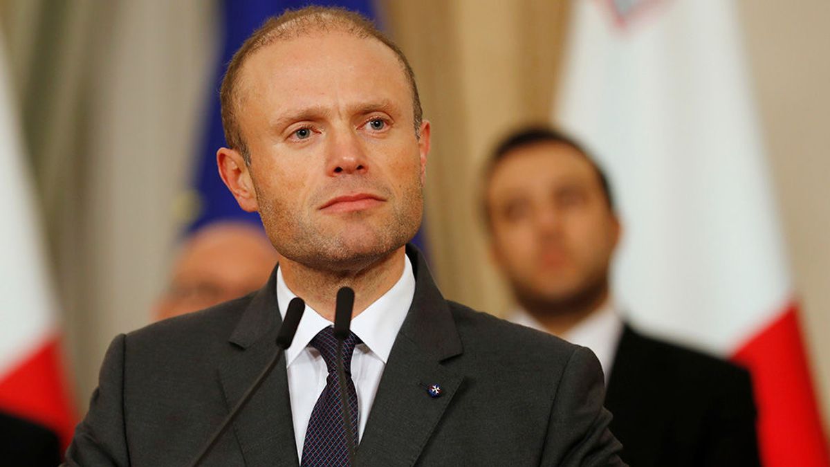 El primer ministro de Malta dimitirá en enero por el asesinato de una periodista El primer ministro de Malta dimitirá en enero por el asesinato de una periodista