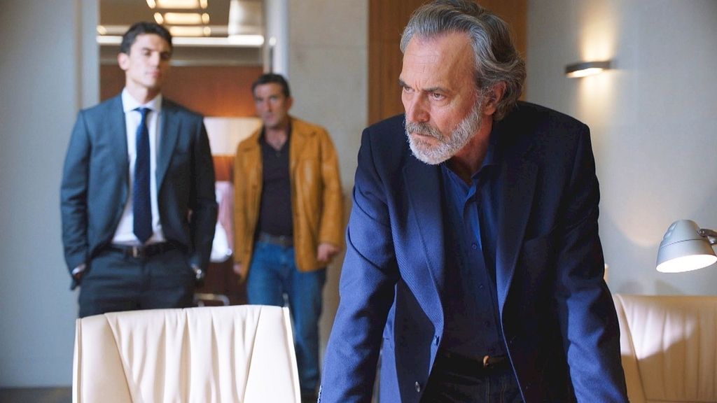 Vivir sin permiso Temporada 1 Capítulo 1