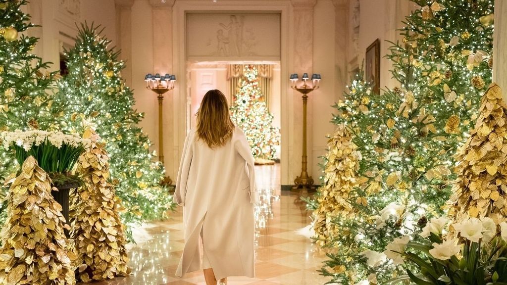 Melania Trump muestra la decoración navideña de la Casa Blanca
