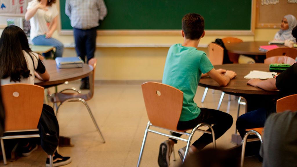 España empeora en matemáticas y ciencias en el Informe PISA y se sitúa por debajo de la media de la OCDE España empeora en matemáticas y ciencias en el Informe PISA y se sitúa por debajo de la media de la OCDE