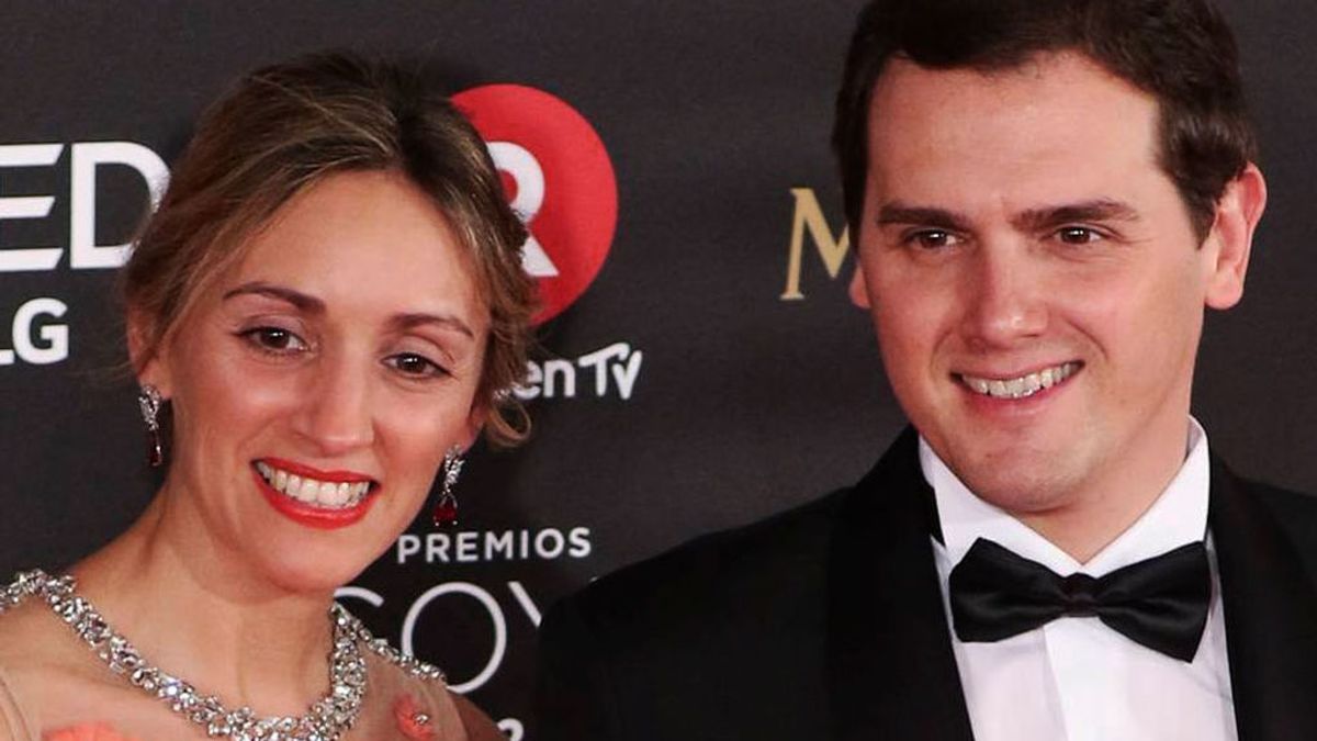 Las mujeres de Rivera antes de Malú: una psicóloga experta en adicciones y una ex azafata de vuelo Las mujeres de Rivera antes de Malú: una psicóloga experta en adicciones y una ex azafata de vuelo
