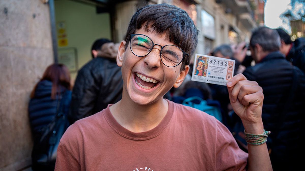 Los menores de edad tienen prohibido comprar lotería para el sorteo de Navidad Los menores de edad tienen prohibido comprar lotería para el sorteo de Navidad