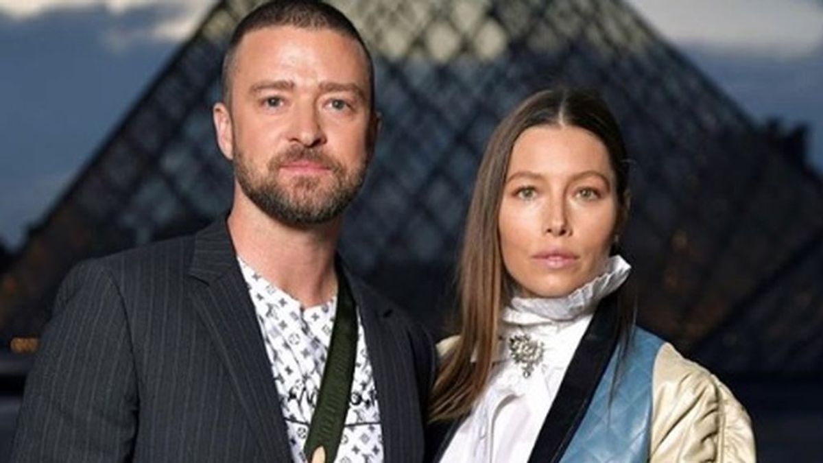 Justin Timberlake pide perdón públicamente a su mujer por sus comprometidas fotos con Alisha Wainwright