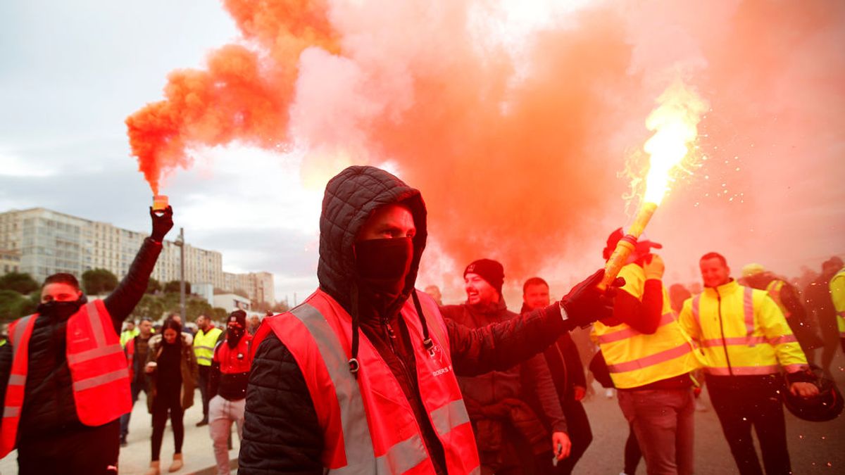Huelga general en Francia: hasta la Torre Eiffel echa el cierre Huelga general en Francia: hasta la Torre Eiffel echa el cierre