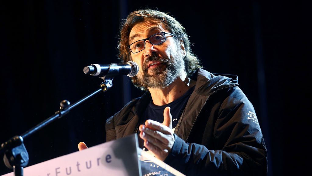 Javer Bardem llama “estúpido” a Almeida en la marcha por el clima en Madrid