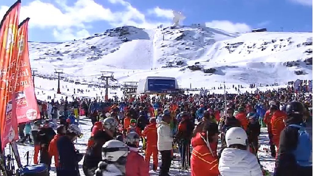 Las estaciones de esquí, uno de los destinos favoritos para miles de personas en el puente de diciembre