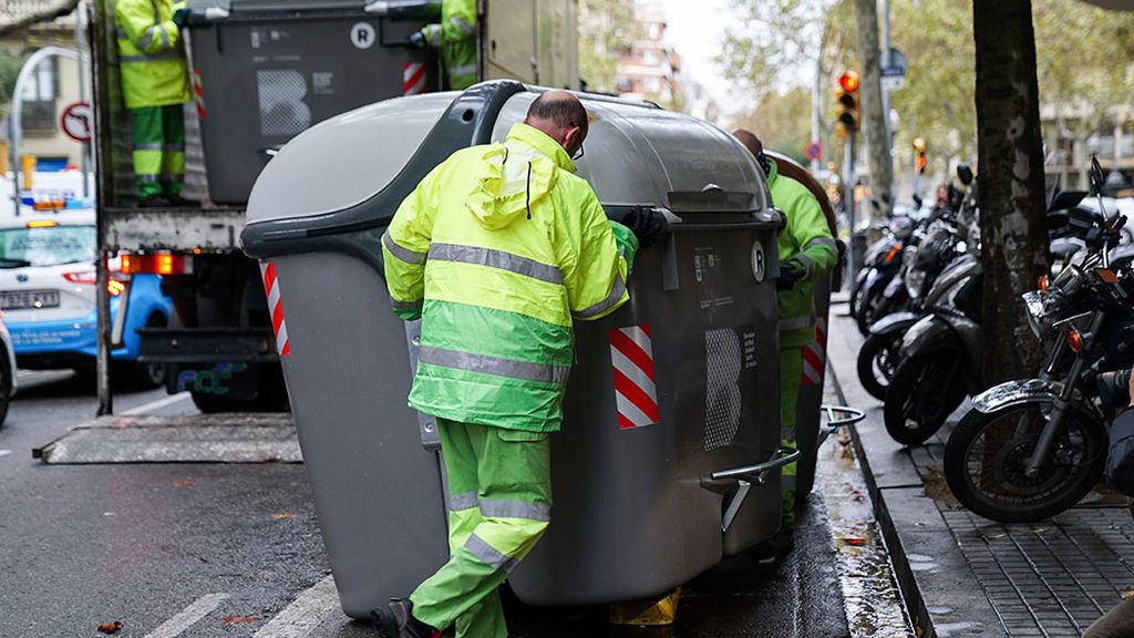 Barcelona impondrá en 2020 una tasa de residuos de hasta 4,25 euros al mes Barcelona impondrá en 2020 una tasa de residuos de hasta 4,25 euros al mes