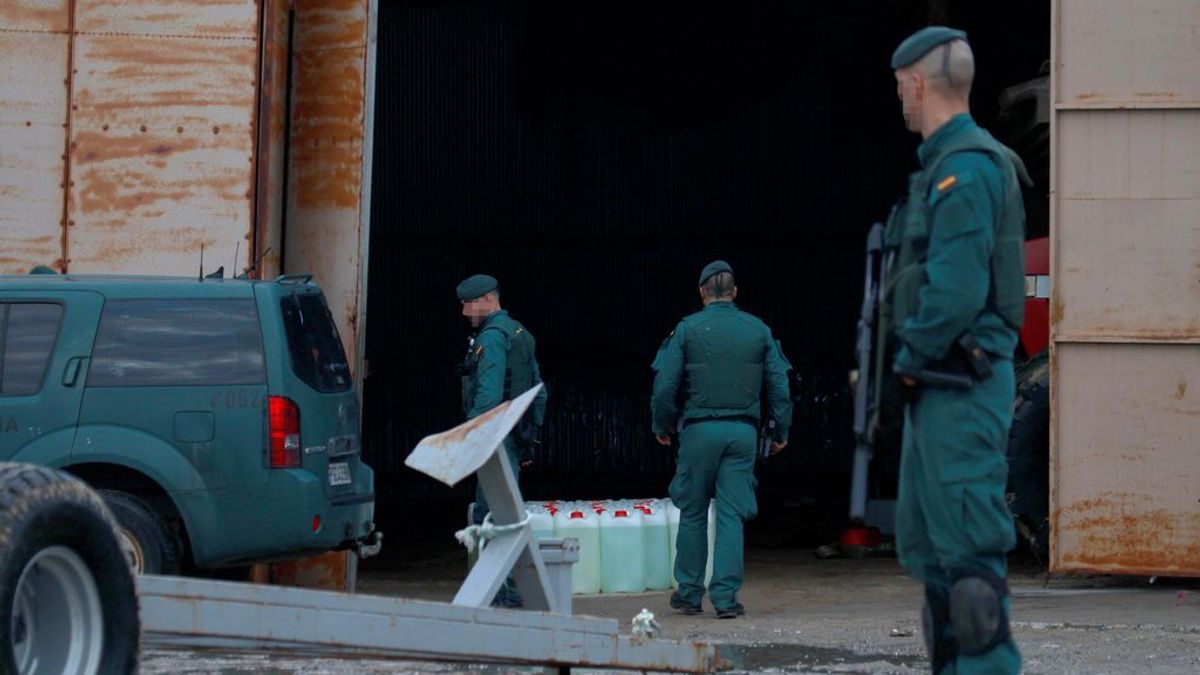 Detenidos 17 miembros de una supuesta red criminal tras intervenir 3.500 kilos de hachís en La Línea (Cádiz)