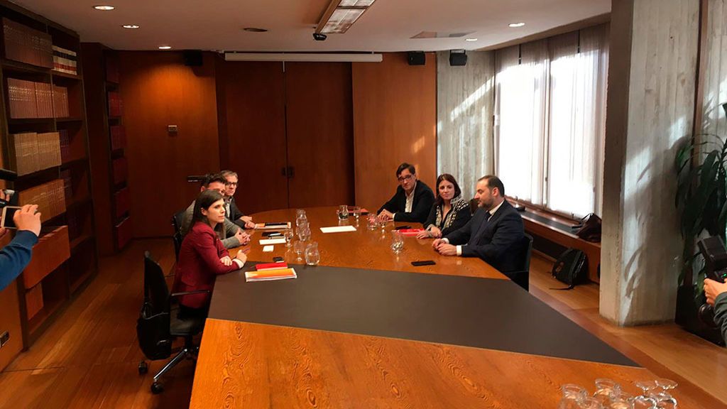 PSOE-ERC; reunión en Barcelona para desbloquear la investidura PSOE-ERC; reunión en Barcelona para desbloquear la investidura