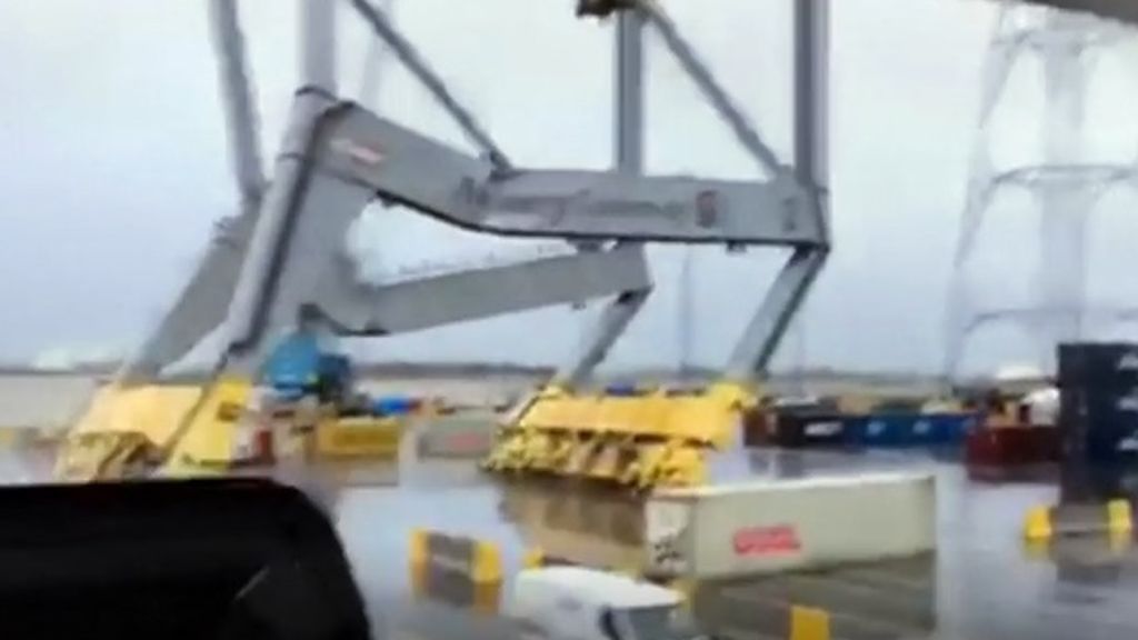 El fuerte viento provoca un tremendo accidente marítimo en un puerto de Bélgica