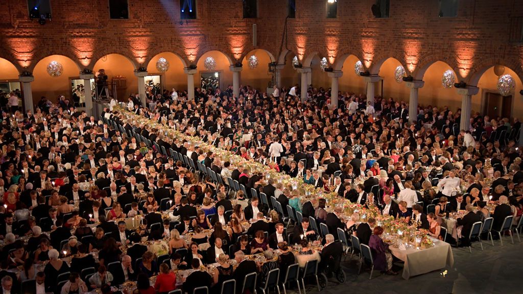 Pompa y lujo en el banquete de los premios Nobel en Estocolmo