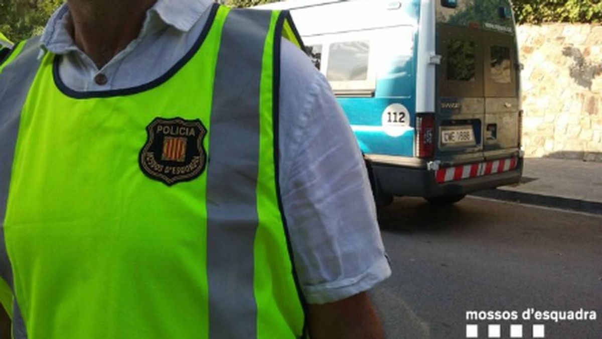 Los Mossos investigan la muerte de un hombre acuchillado en el distrito de Ciutat Vella de Barcelona Los Mossos investigan la muerte de un hombre acuchillado en el distrito de Ciutat Vella de Barcelona