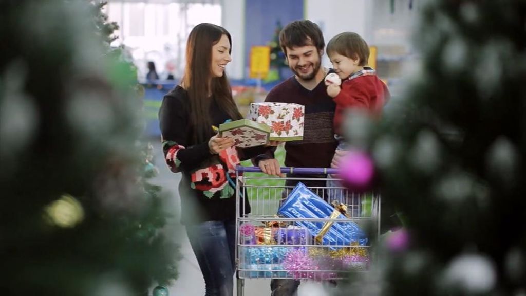 Los españoles gastarán una media de 238 euros en regalos de Navidad