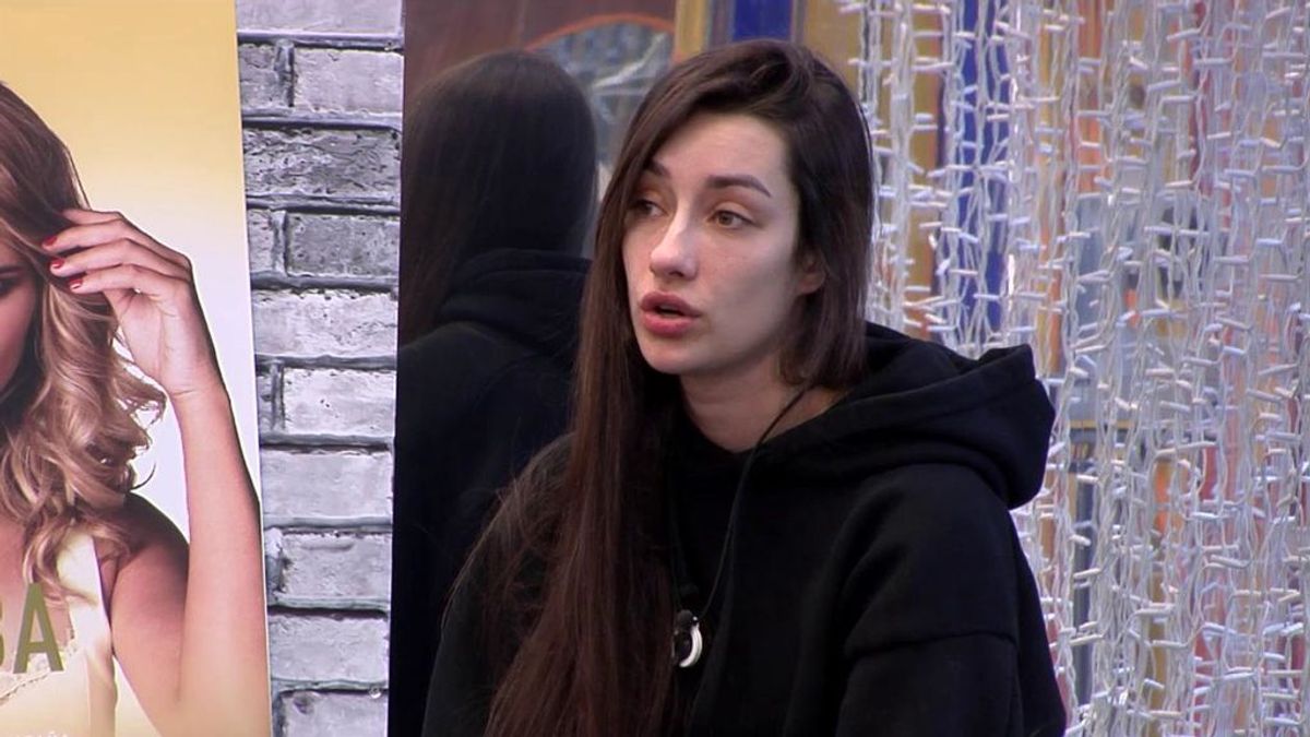 Adara confirma que besó a Gianmarco: "Fue un morreo, bueno, uno tras otro" Adara confirma que besó a Gianmarco: "Fue un morreo, bueno, uno tras otro"