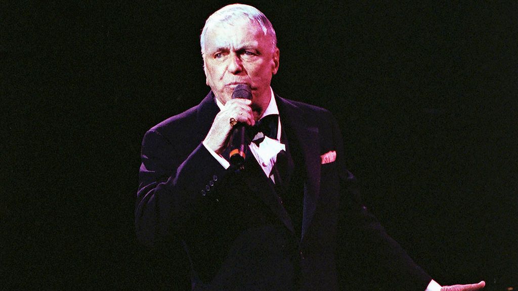 20191212-VIDA-SINATRA-CANTANDO-REUTERS-RETOCADA-