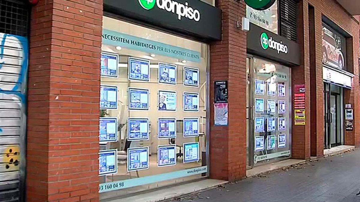 La compraventa de viviendas cae un 1,5% en octubre, el tercer descenso mensual consecutivo La compraventa de viviendas cae un 1,5% en octubre, el tercer descenso mensual consecutivo