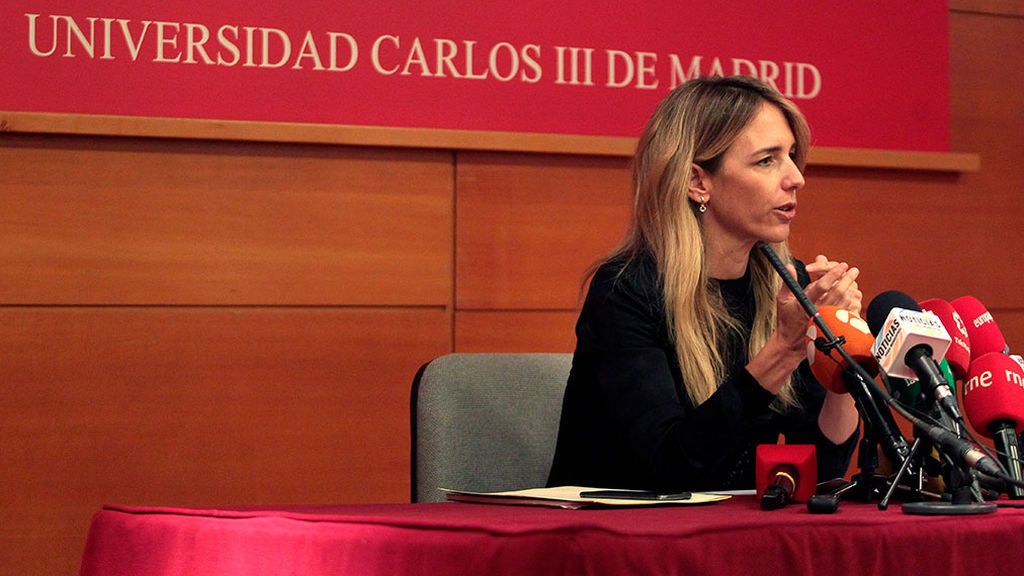 El edil de Ador que ha insultado a Álvarez de Toledo en Facebook pide disculpas y asegura que no va a dimitir El edil de Ador que ha insultado a Álvarez de Toledo en Facebook pide disculpas y asegura que no va a dimitir