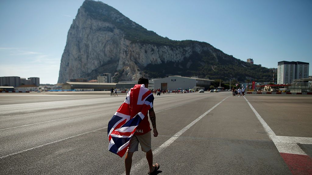 Los trabajadores españoles en Gibraltar viven con miedo la inminente llegaba del Brexit Los trabajadores españoles en Gibraltar viven con miedo la inminente llegaba del Brexit