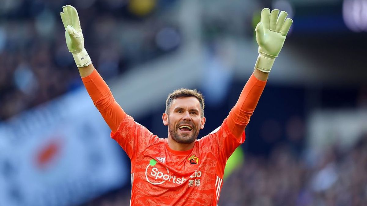 El portero Ben Foster rescata a un anciano con demencia que había caído a un pozo: pasará con él las Navidades El portero Ben Foster rescata a un anciano con demencia que había caído a un pozo: pasará con él las Navidades