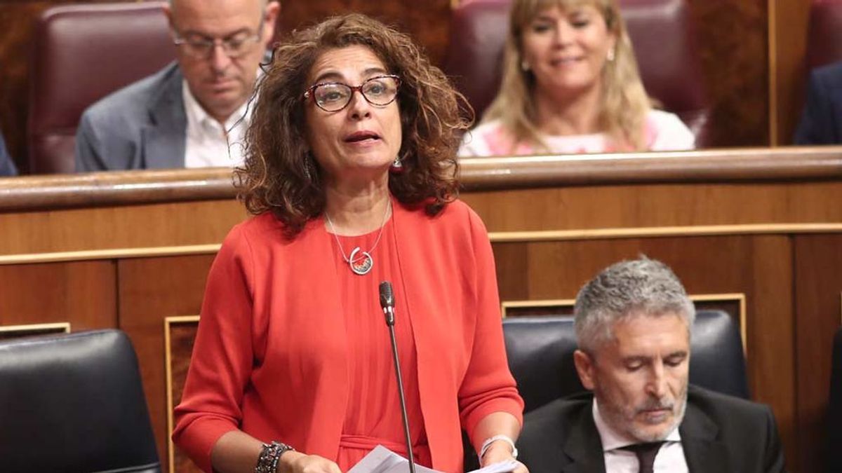 PP y Ciudadanos piden la comparecencia de la ministra de Hacienda María Jesús Montero por intervenir las cuentas de la Junta de Andalucía PP y Ciudadanos piden la comparecencia de la ministra de Hacienda María Jesús Montero por intervenir las cuentas de la Junta de Andalucía