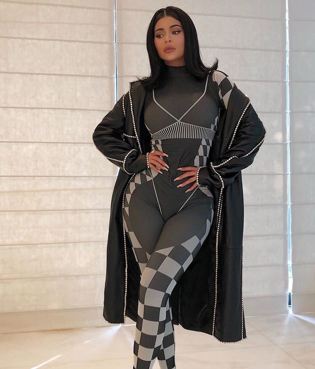 kyliejenner_78713265_117316283083998_3549768918770242470_n