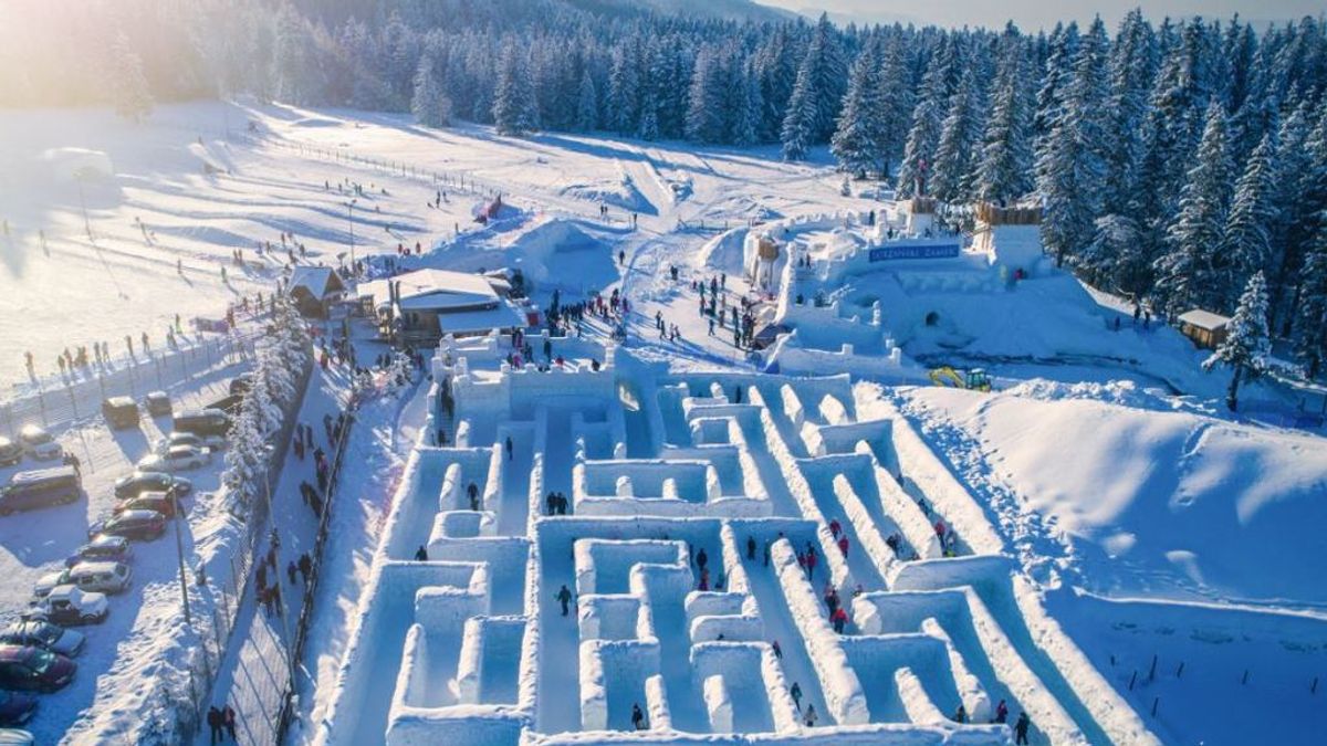Perderse en la nieve, literalmente: el laberinto invernal más grande del mundo