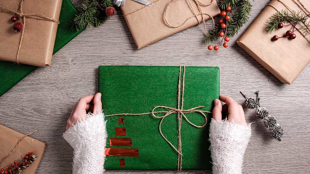 Si no se les da bien, no se preocupen, le enseñamos a envolver regalos Si no se les da bien, no se preocupen, le enseñamos a envolver regalos
