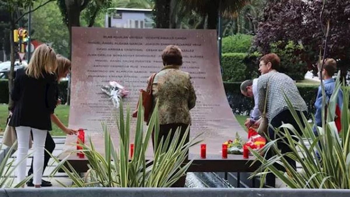 23 tarros con huesos: España recibirá de Turquía 16 años después posibles restos de víctimas del Yak-42