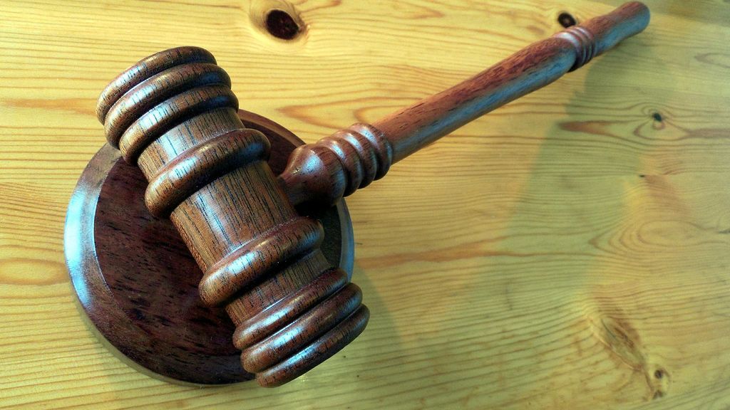 El Supremo acredita la reducción de salario de los funcionarios si no cumplen con su trabajo El Supremo acredita la reducción de salario de los funcionarios si no cumplen con su trabajo
