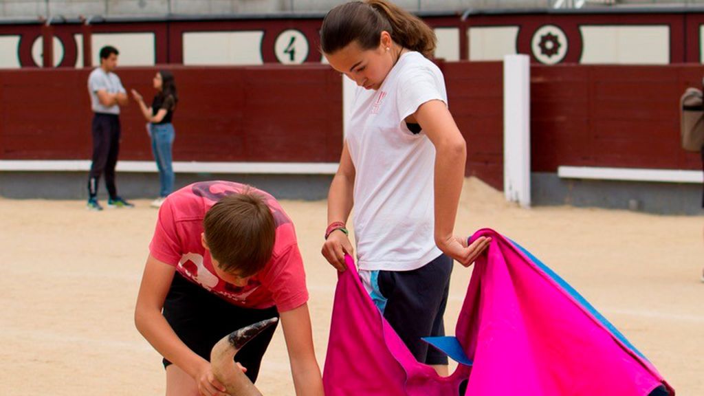 Candela Aparicio en la escuela de tauromaquia