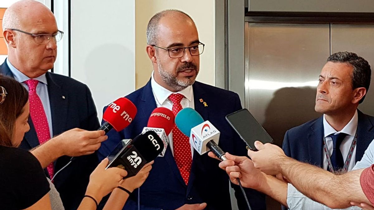 Miquel Buch no ve "ningún peligro en introducir pelotas hinchables en el Camp Nou" Miquel Buch no ve "ningún peligro en introducir pelotas hinchables en el Camp Nou"