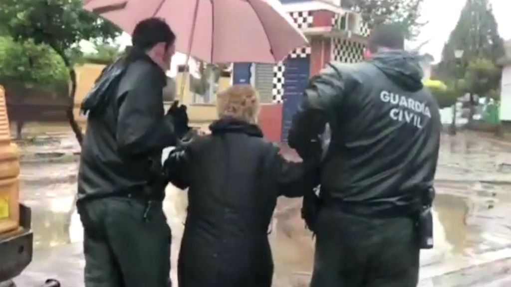 Lo peor de ‘Elsa’: una mujer, rescatada de las inundaciones de Nerva (Huelva)