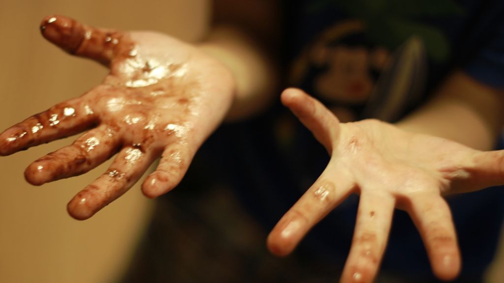 Sanidad alerta de alérgenos no declarados en dulces de chocolate con forma de paraguas Sanidad alerta de alérgenos no declarados en dulces de chocolate con forma de paraguas