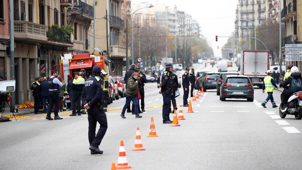 14 Heridos En El Incendio En Un Edificio En Barcelona - Telecinco