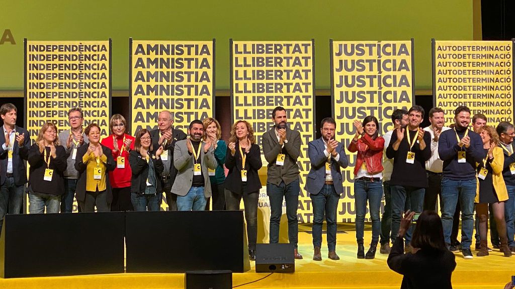 ERC y el PSOE podrían cerrar un acuerdo para la investidura antes del 5 de enero ERC y el PSOE podrían cerrar un acuerdo para la investidura antes del 5 de enero