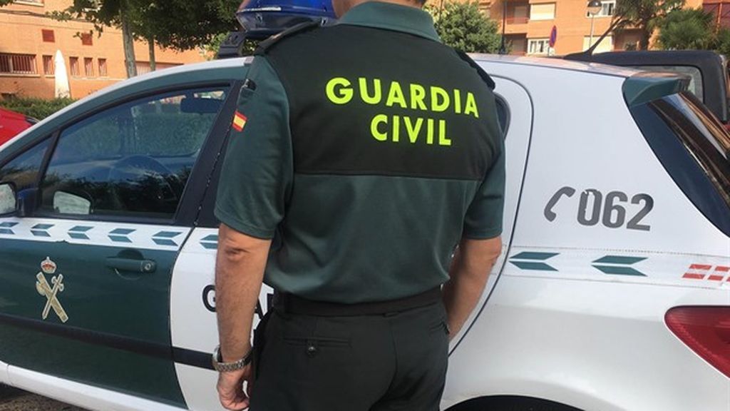 Un padre y sus dos hijos mueren ahogados en una piscina de Mijas Un padre y sus dos hijos mueren ahogados en una piscina de Mijas