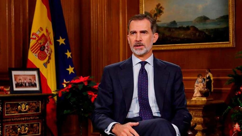 El rey Felipe VI pide en su mensaje de Navidad "integrar nuestras diferencias dentro del respeto a la Constitución" El rey Felipe VI pide en su mensaje de Navidad "integrar nuestras diferencias dentro del respeto a la Constitución"
